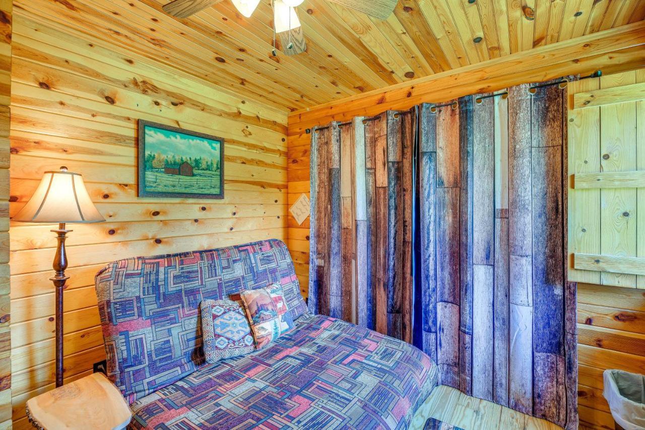 Sparta Blue Ridge Mountain Cabin With Views And Hot Tub 빌라 외부 사진