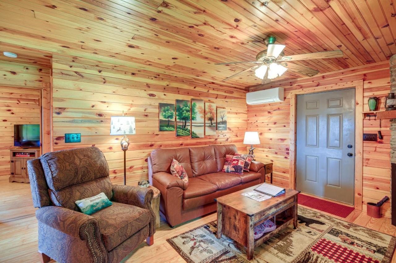 Blue Ridge Mountain Cabin With Views And Hot Tub Sparta 외부 사진